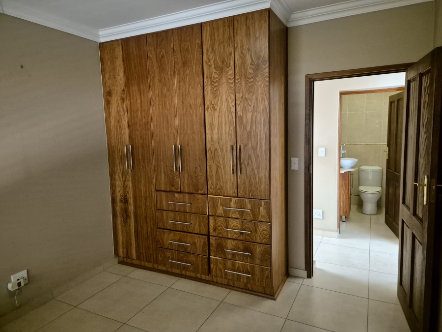 3 Bedroom Property for Sale in Wilkoppies North West